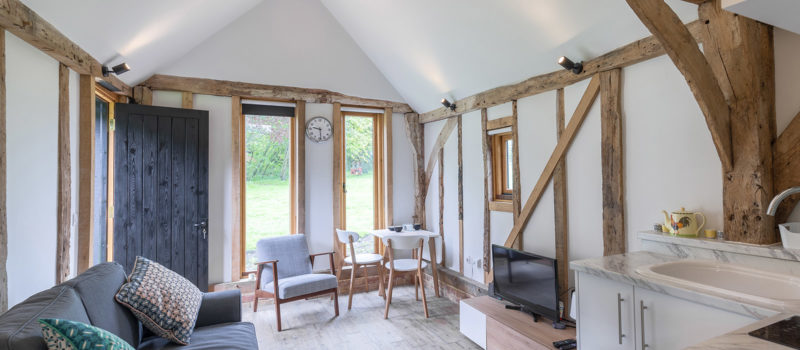 gyd architects - black cladded barn conversion